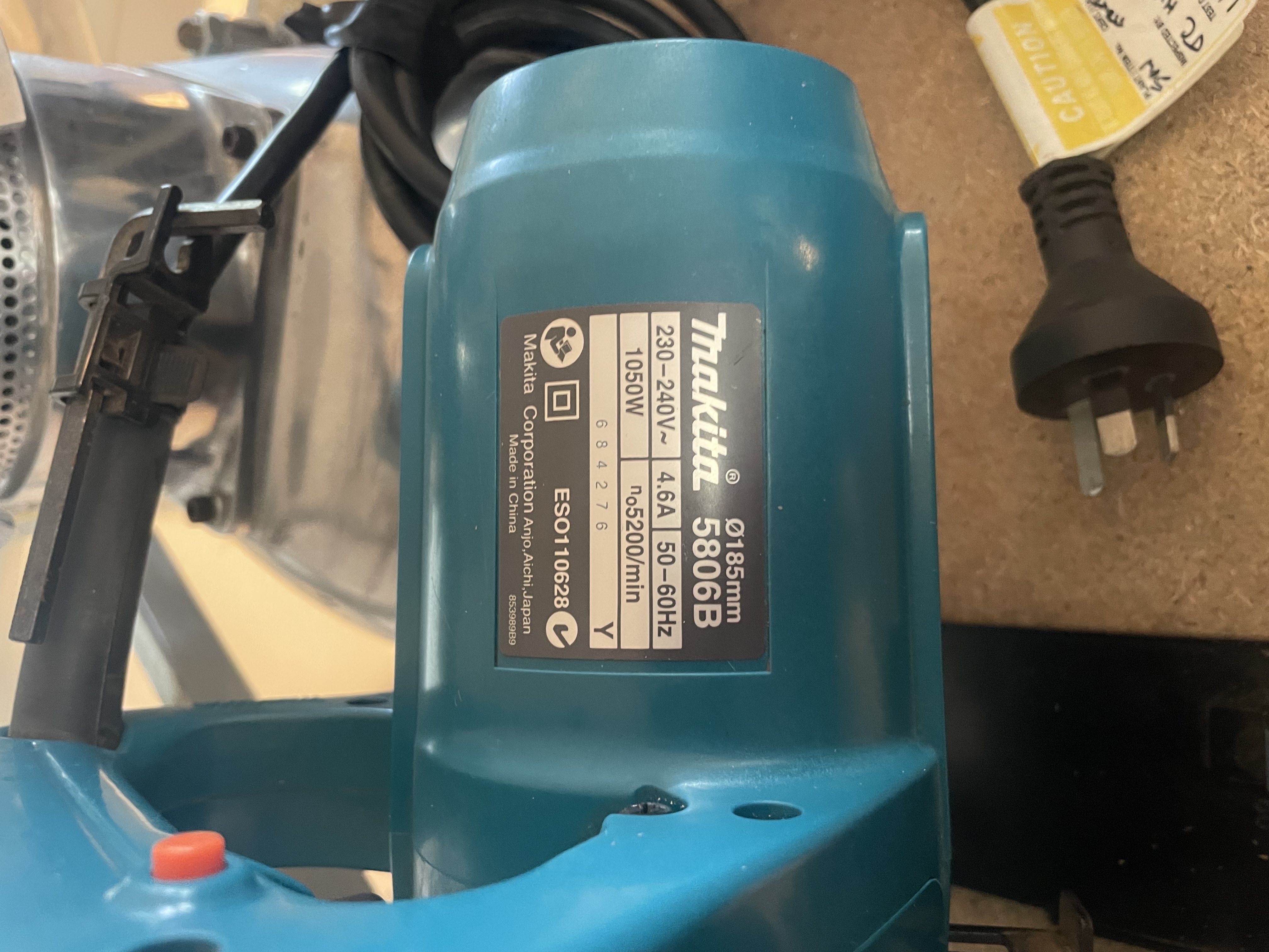 Makita 5806B circular saw.