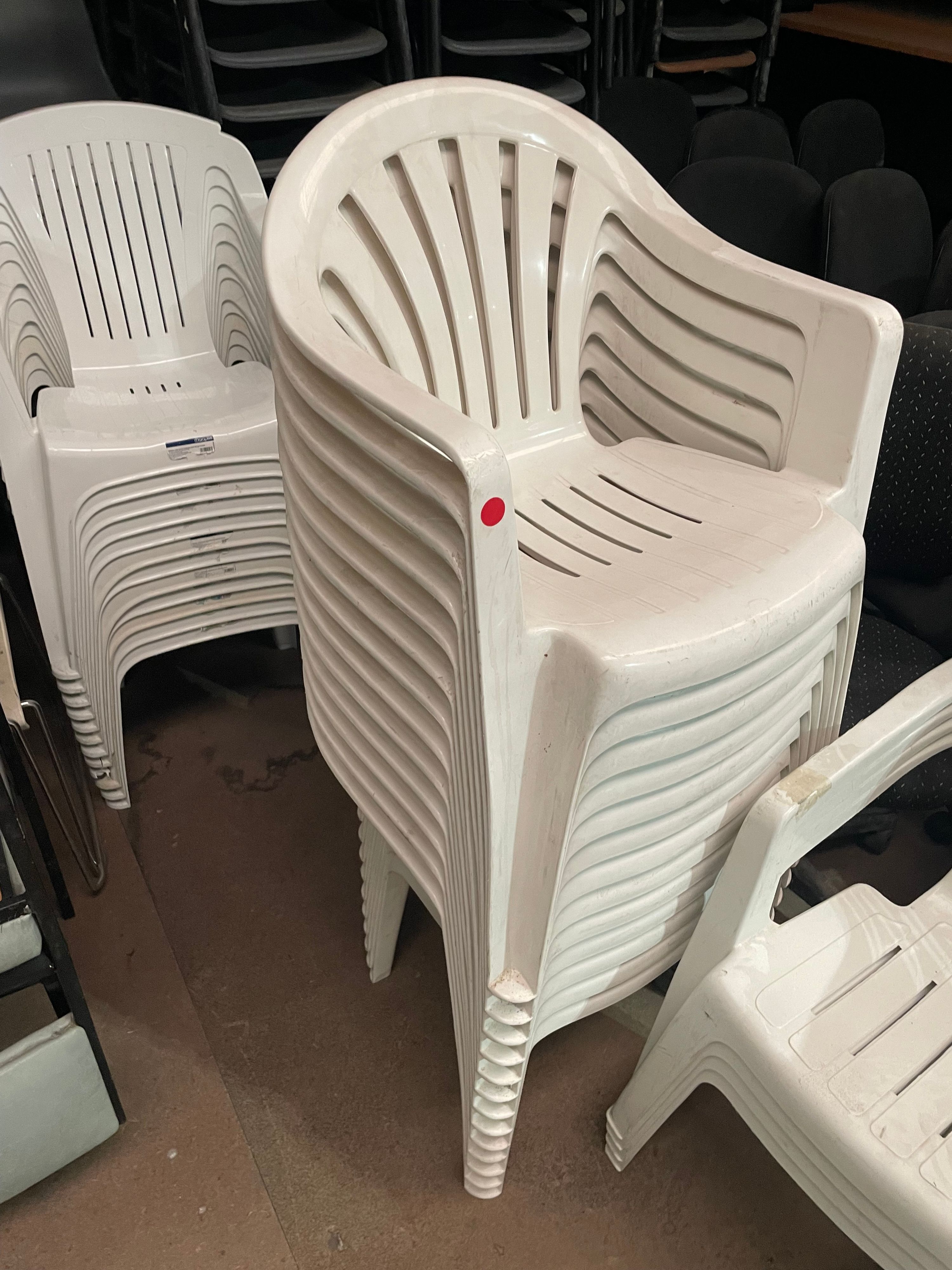 White Plastic Stackable Chairs